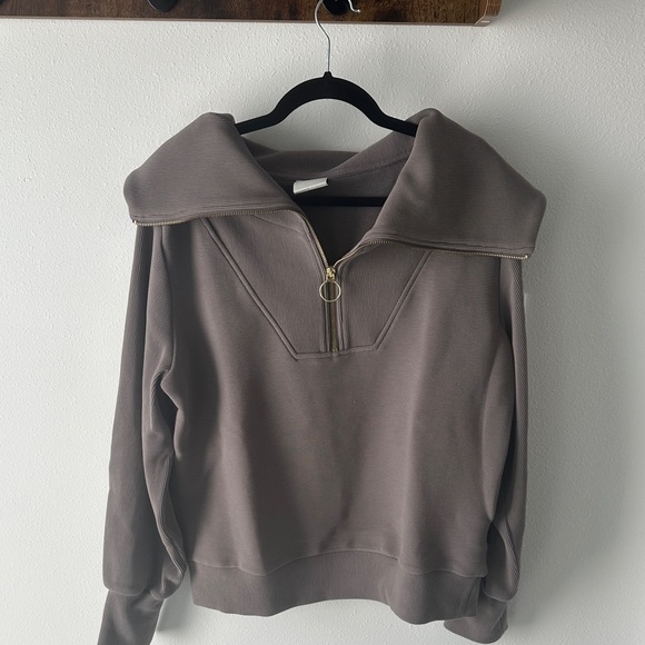 Varley Taupe Ribbed Zip-Up Top - Picture 5 of 6